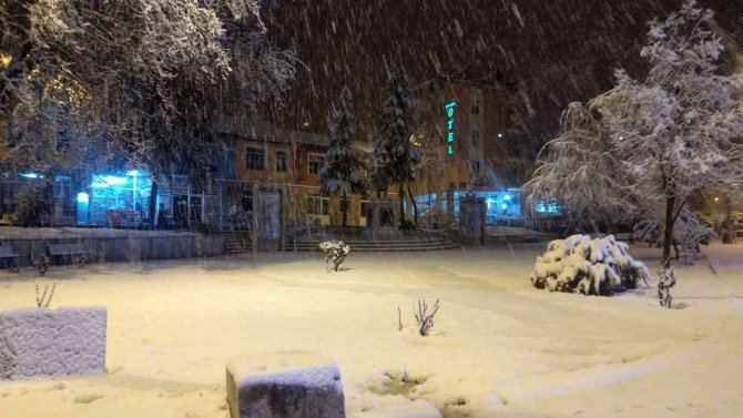 Çameli’de Eğitime 1 Gün Kar Tatili Verildi