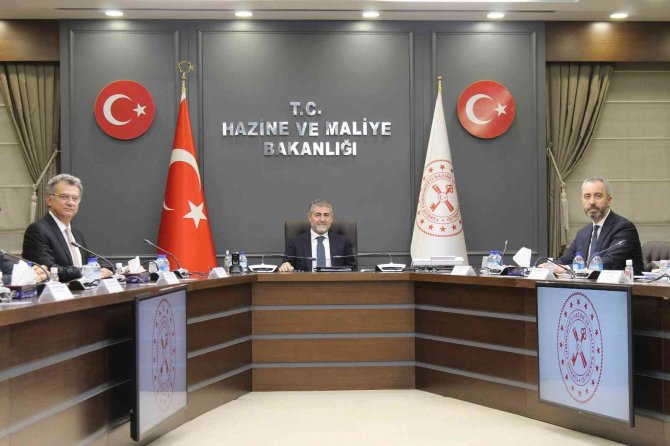 Bakan Nebati’nin Tüsi̇ad Heyeti İle Görüşmesi Başladı