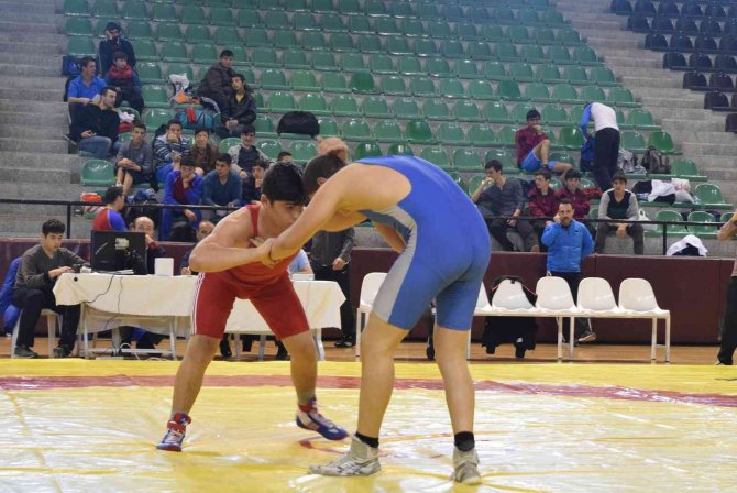 Minderde 330 Sporcu Heyecanı Denizli’de Yaşayacak