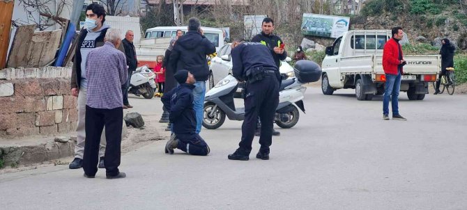 Köpeği Havlıyor Diye Komşusunu Sırtından Bıçakladı