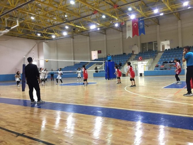 Kahta Şehit Medet Mat Ortaokulu Adıyaman’ı Temsil Edecek