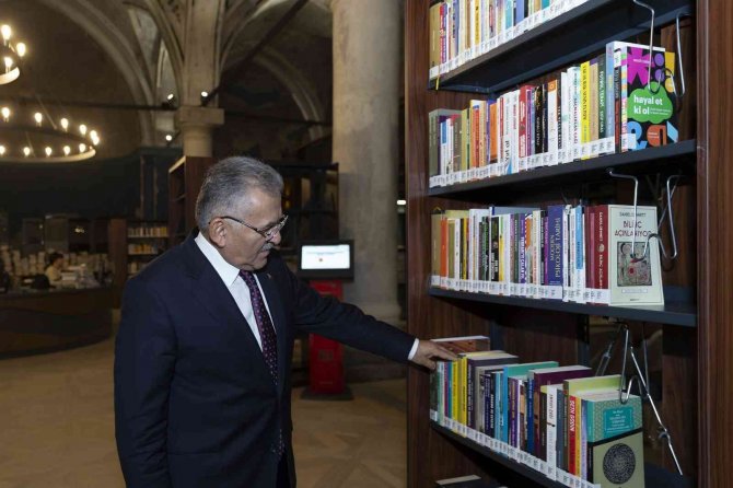 Büyükşehir Kütüphanelerinden 2021’de 1 Milyona Yakın Kişi Faydalandı