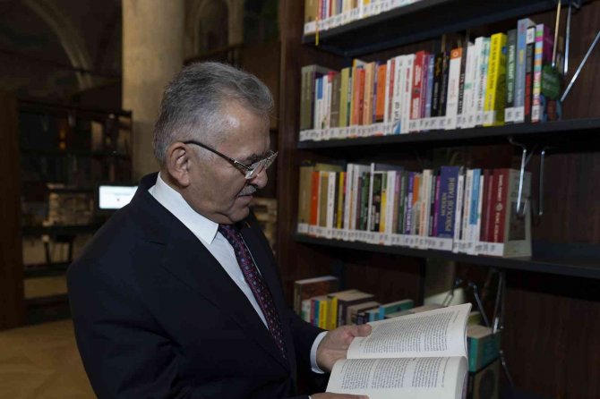 Büyükşehir Kütüphanelerinden 2021’de 1 Milyona Yakın Kişi Faydalandı