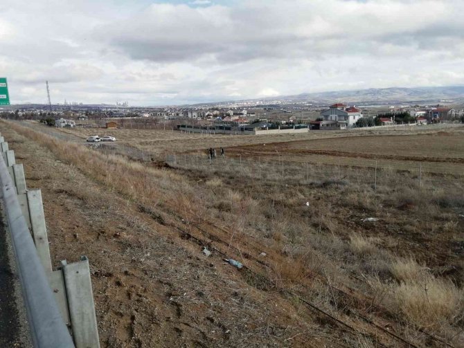 Konyasporlu Milli Futbolcu Ahmet Çalık Trafik Kazasında Hayatını Kaybetti