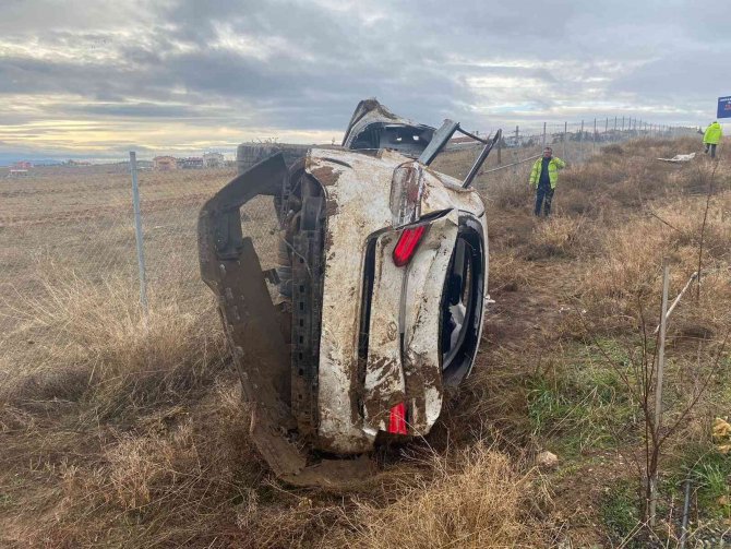 Konyasporlu Milli Futbolcu Ahmet Çalık Trafik Kazasında Hayatını Kaybetti