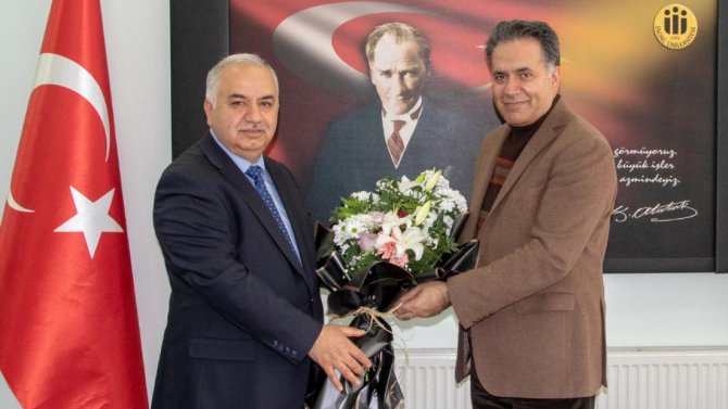 İ̇nönü Üniversitesi Sağlık Bilimleri Fakültesi’nde Görev Değişimi