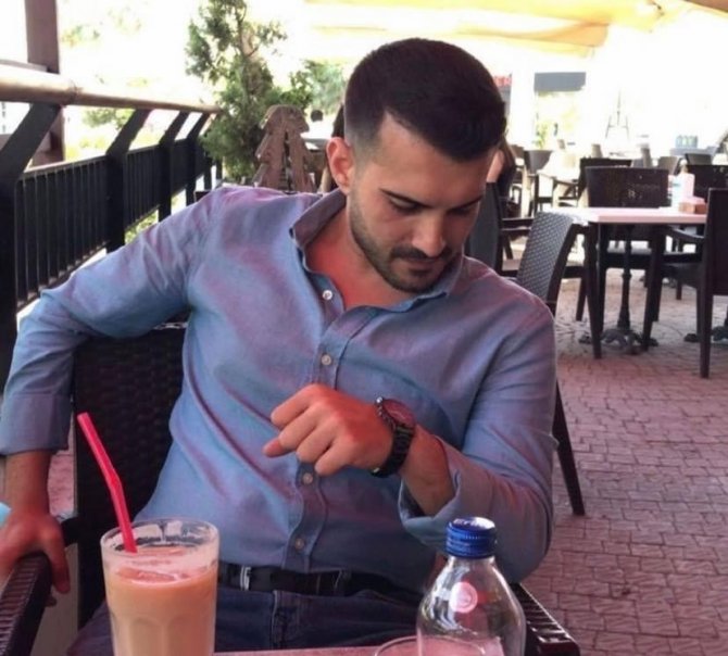 Eski Nişanlı, 5 Yıl Önce De Raziye’nin Evine Silahla Saldırmış