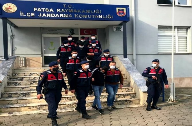 Ordu’da, 1 Milyon Tl’lik Tekstil Ürünü Çalan Hırsızlar Yakalandı