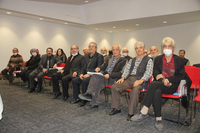 Şairler 31. Şiir Günü İçin Bir Araya Geldi