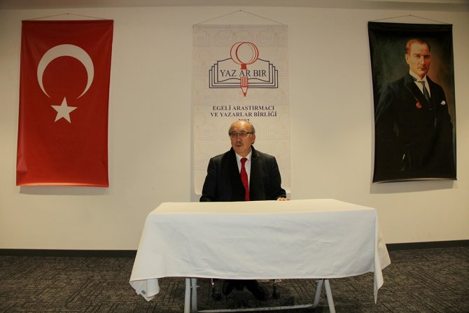 Şairler 31. Şiir Günü İçin Bir Araya Geldi