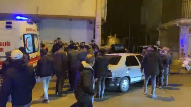 Otomobilin Çarptığı Motosiklet Sürücüsü Yaralandı