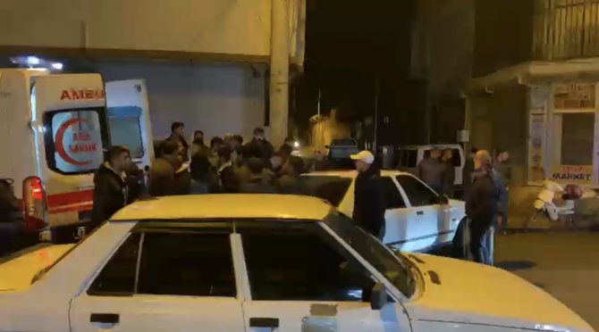Otomobilin Çarptığı Motosiklet Sürücüsü Yaralandı