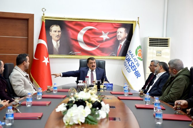 Şire Pazarı Esnaflarından Başkan Gürkan’a Teşekkür Ziyareti