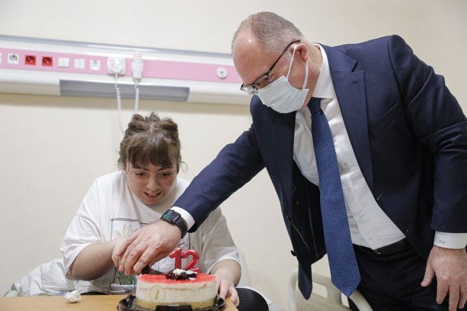 Başkandan Çölyak Hastasına Doğum Günü Sürprizi