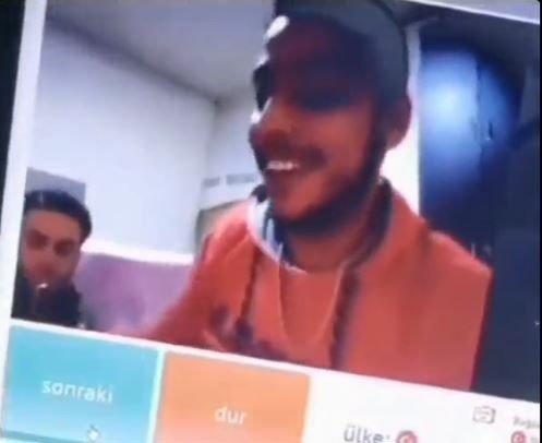 Türk Milletine Hakaret Eden Yabancı Uyruklu 2 Kişi Sınır Dışı Edildi