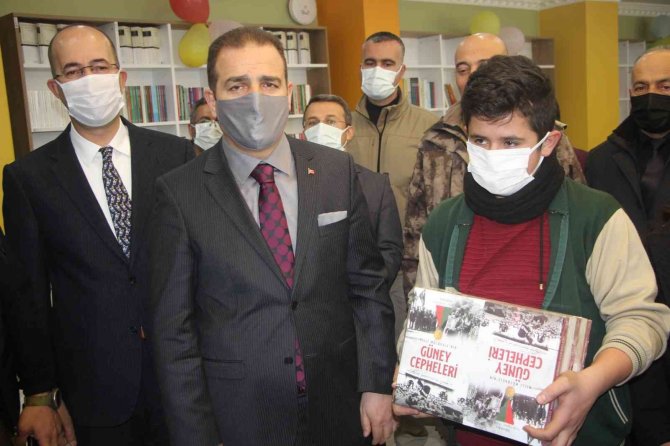 Yüksekova’da ’Hacı Ali Büyüksu Kütüphanesi’ Açıldı