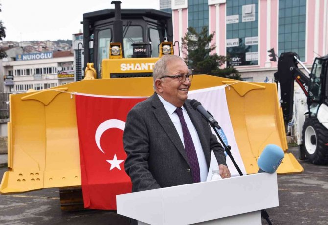 Başkan Posbıyık 10 Milyon Tl’ye Alınan Araçları Tanıttı