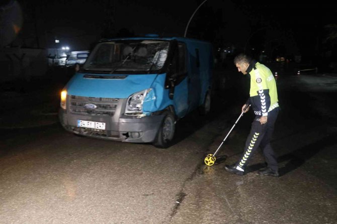 Adana’da Panelvanın Çarptığı Yaya Öldü