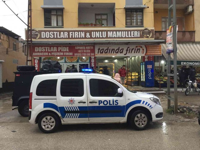 Silahlı Saldırıya Uğrayan Fırıncı Ağır Yaralandı