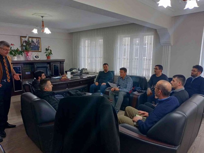 Şuhut’ta Üç Aylar Koro Çalışmalara Devam Ediyor