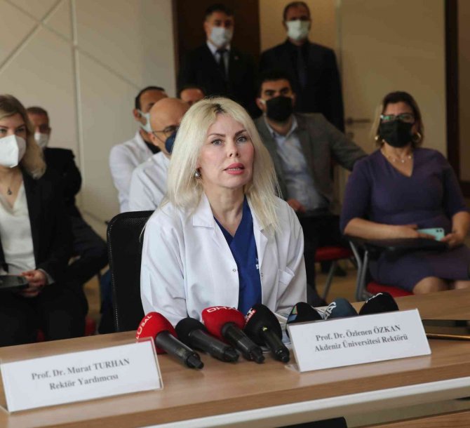 Akdeniz Üniversitesi’nde 2021 Yılında, Pandemiye Rağmen 264 Organ Nakli Yapıldı