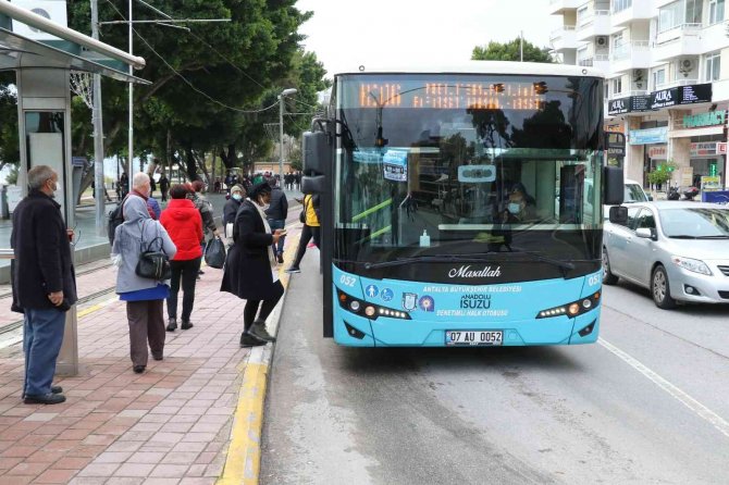 Antalya Ulaşımına Gelen Zamma Vatandaş Tepkisi: “Zam Ertelenebilirdi”