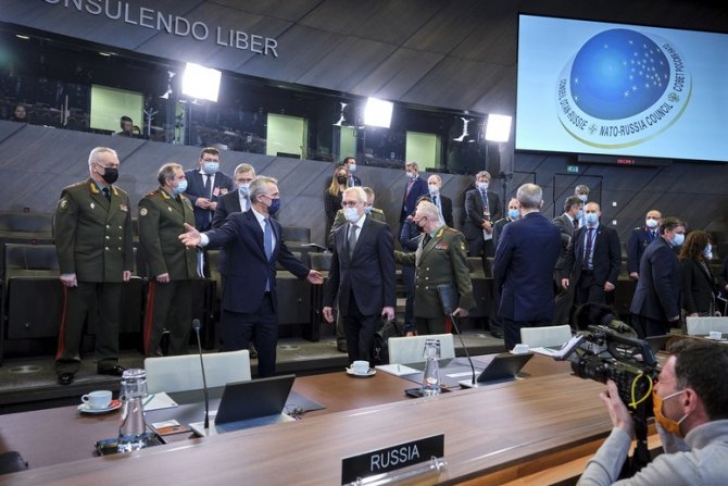 Nato Genel Sekreteri Stoltenberg: "Rusya, Ukrayna’ya Karşı Herhangi Güç Kullanımında Ciddi Sonuçlarla Yüzleşmek Zorunda Kalacak"