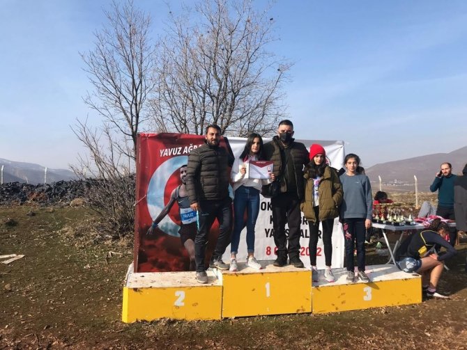 Çaldıranlı Sporcu Tuğba Çelik Türkiye Finaline Adını Yazdırdı