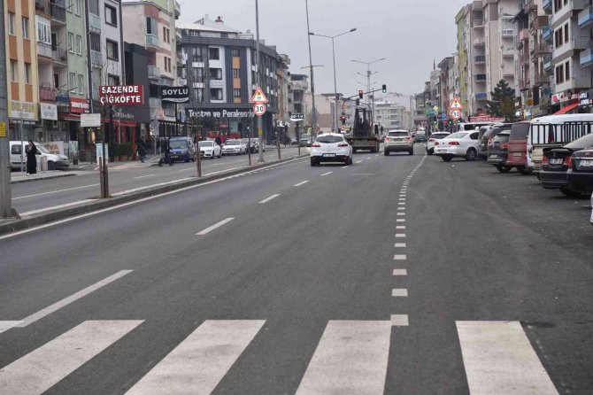 Gürsu Girişine Büyükşehir Makyajı
