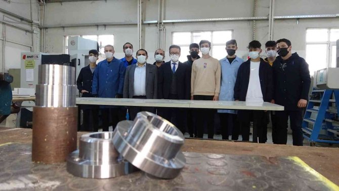 Meslek Lisesi Öğrencileri Üretiyor, 27 Ülkeye İhraç Oluyor