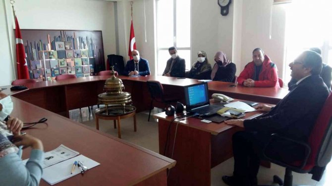 "Çevreme Duyarlıyım Değerlerime Sahip Çıkıyorum Projesi" Tanıtım Ve Bilgilendirme Toplantısı Düzenlendi