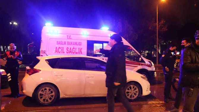 Kız Meselesinden Kan Aktı