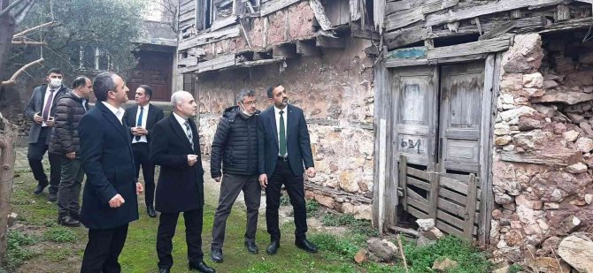 Tarihi Evlere Vali Yavuz’dan Destek