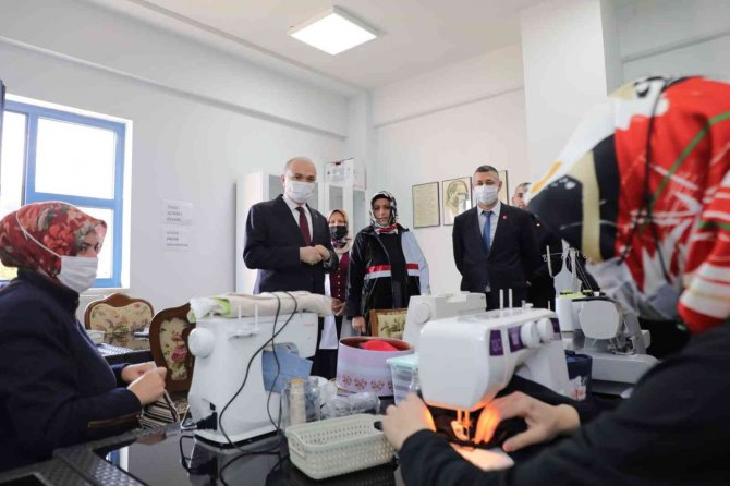 Başkan Özlü, Mahalleleri Otobüsle Gezdi