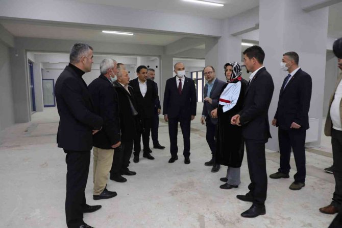 Başkan Özlü, Mahalleleri Otobüsle Gezdi