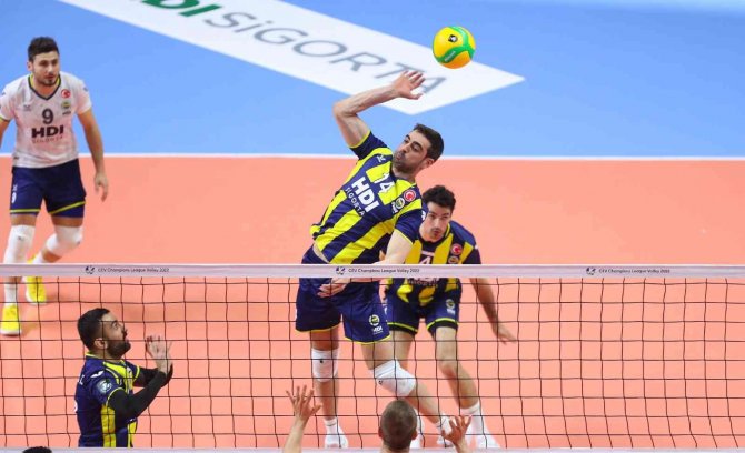 Şampiyonlar Ligi: Fenerbahçe Hdı Sigorta: 0 - Sir Sicoma Monini Perugia: 3