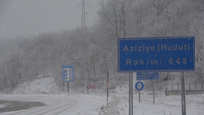 Kırklareli’nin Yüksek Kesimlerinde Kar Yağışı Etkisini Arttırdı