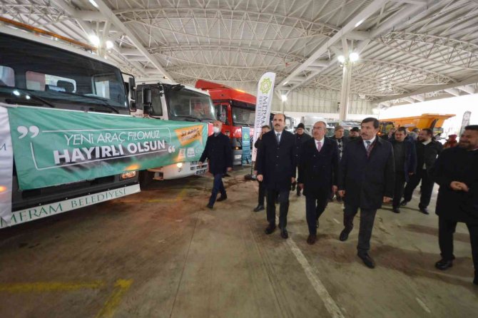 Başkan Kavuş: “Yeni Araç Filomuz Meram’a Hizmet Yolunda Gücümüze Güç Katacak”