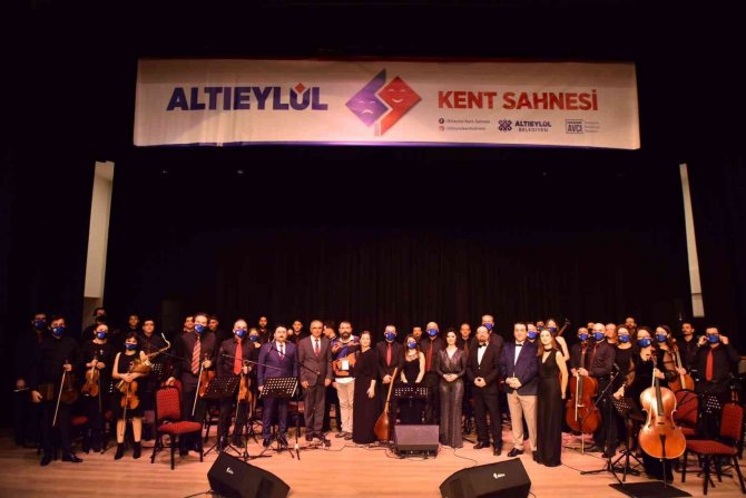 Kültür Ve Sanatın Merkezi Altıeylül