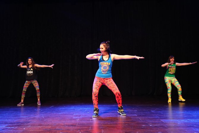 500 Dans Sever Zumba Master Class Etkinliğinde Buluşacak
