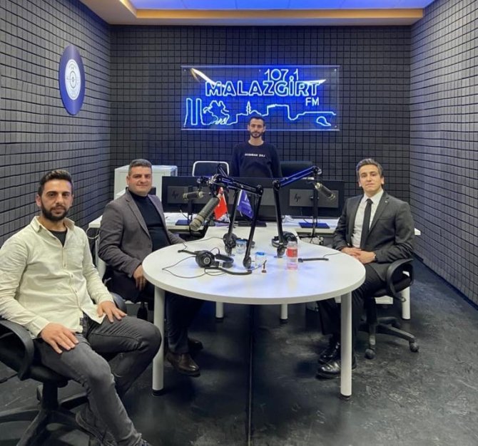 Malazgirt Fm Akademi Saati Programı Sona Erdi