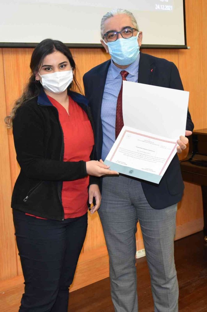 Yoğun Bakım Hemşireliği Kursu Tamamlandı