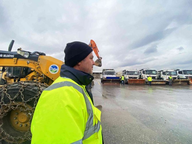Büyükşehir 24 Saat Kar Nöbetinde