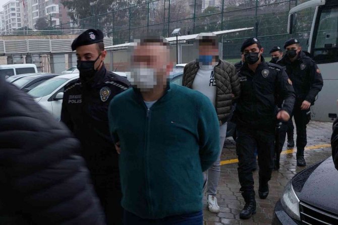 Samsun’da Ele Geçirilen 13 Bin 328 Hapla İlgili 6 Kişi Adliyeye Sevk Edildi