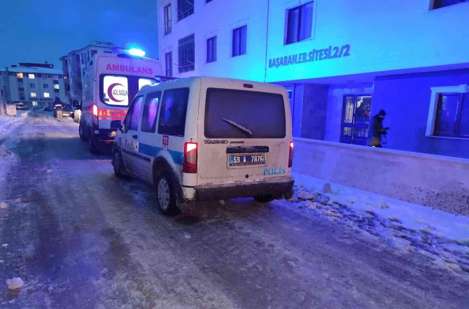 İ̇nşaat Ustası Evinde Ölü Bulundu