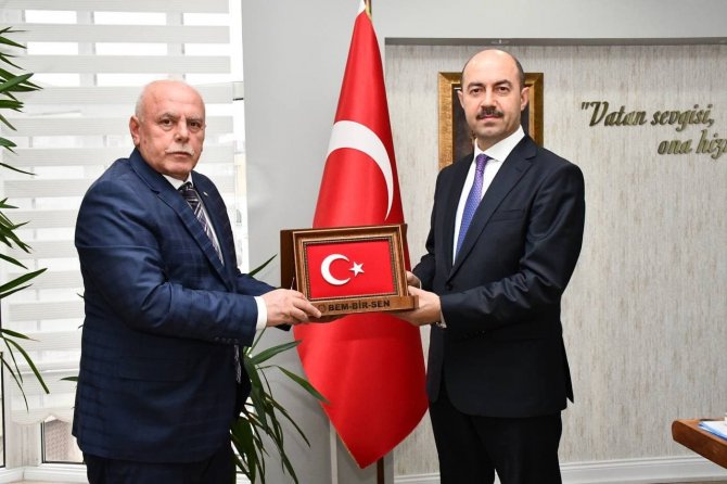 Terme Belediyesi’nde Memurun Yüzü Güldü