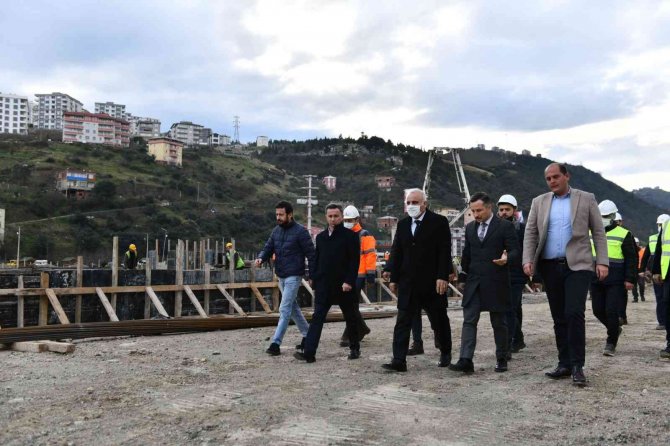 Trabzon’da Yeni Otogar İnşaatı Sürüyor