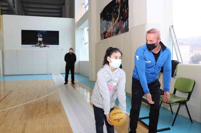 Erzincanlı Öğrenciler Yetenek Taramasından Geçiyor
