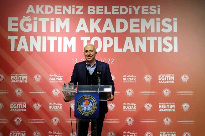 Akdeniz Belediyesi, Bu Yıl 7 Bin Öğrenciye Eğitim Desteği Verecek