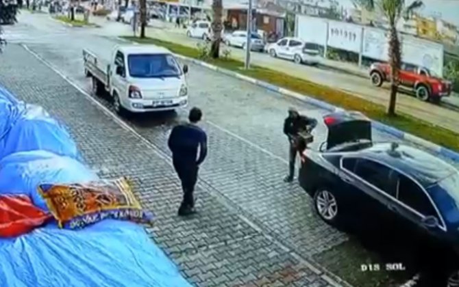 Antalya’da Vicdanları Sızlatan Olay: Patron, İşçiyi Arabası Kirlenmesin Diye Bagajda Taşıdı